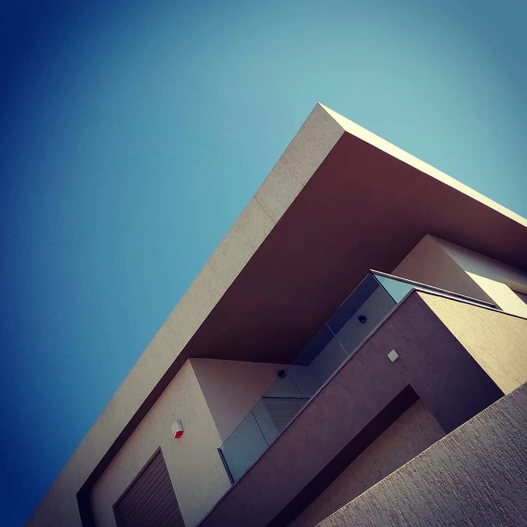 Angle du volume en porte-à-faux