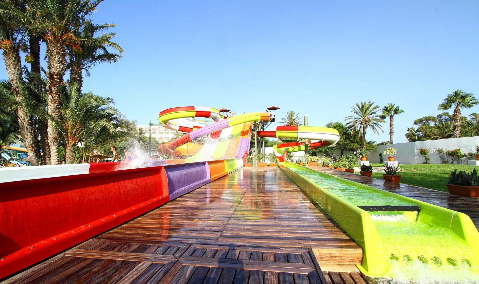 Pistes de vitesse et solarium